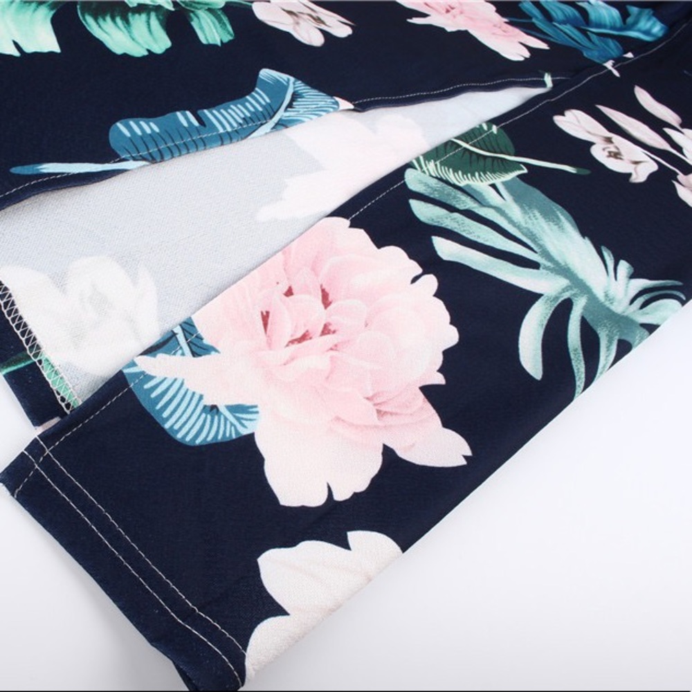 ♦️🆕Navy Floral Wide Leg Split Jumpsuit - Picture 8 of 8